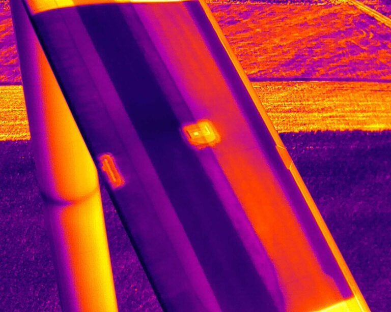 Windrad Rotorblatt Thermalansicht beschädigter Stelle