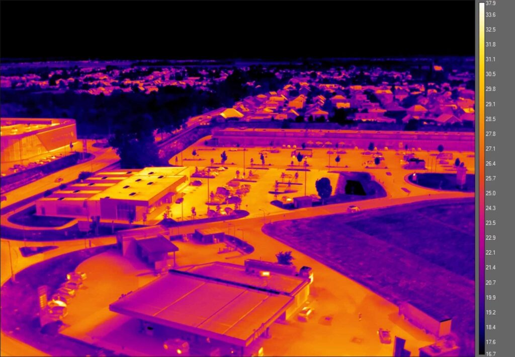 Thermoscan - Tankstelle mit Zufahrt | uav thermografie